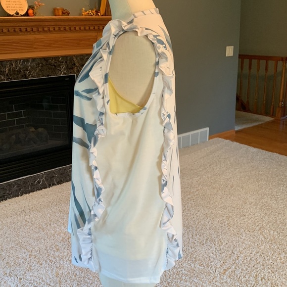 Sleeveless Ruffled Top, size 2XL, white and bluish/green NWT - Picture 7 of 14